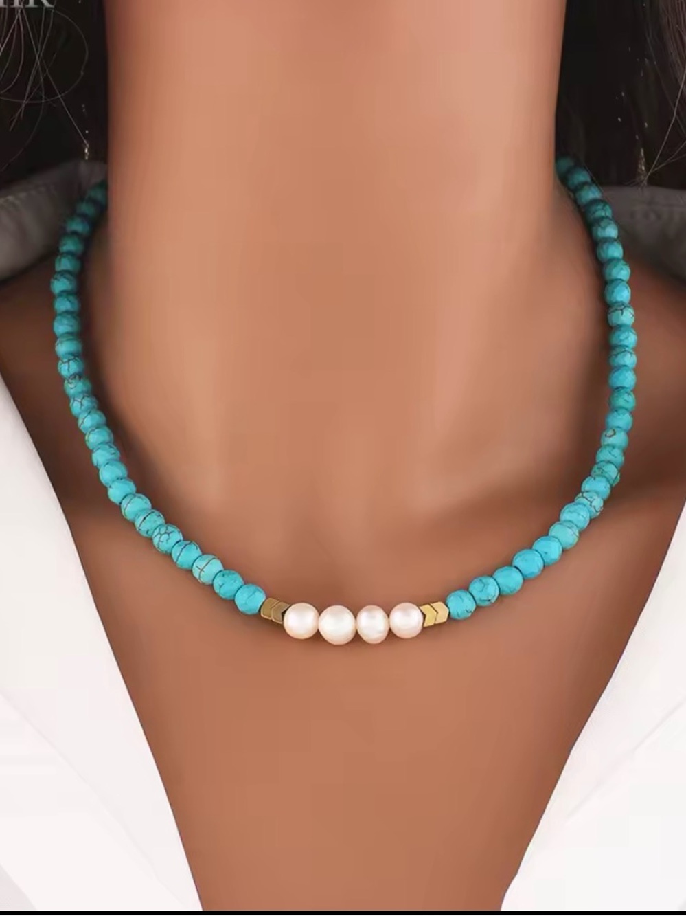 Turquoise Beaded Necklace With Freshwater Pearl and Gold Accents NEW